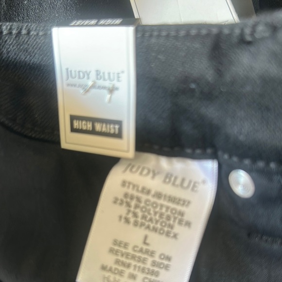 Judy Blue Black Jean Shorts Mid-Length Relaxed Fit - Picture 12 of 12